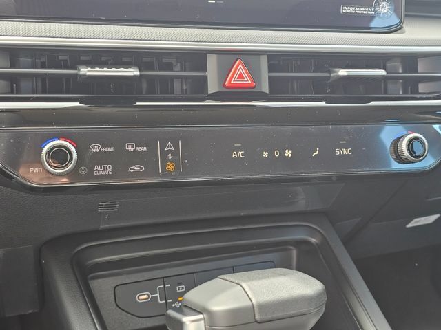 New 2026 Kia K5 LXS FWD image 22