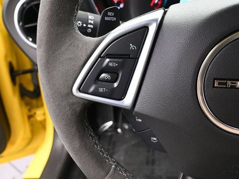 Used 2017 Chevrolet Camaro SS RWD image 28