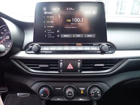 Certified 2021 Kia Forte LXS image 28