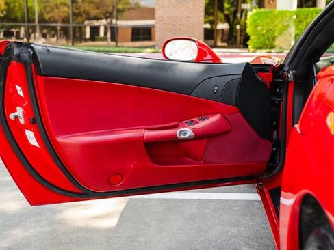 Used 2005 Chevrolet Corvette Convertible image 59