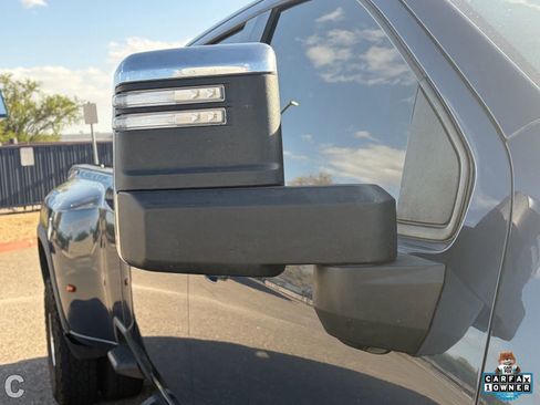 Used 2020 Chevrolet Silverado 3500 LTZ w/ Technology Package AWD/4WD image 8
