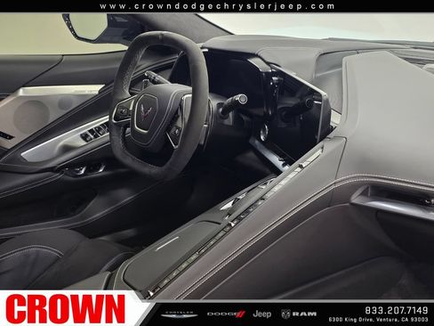 Used 2024 Chevrolet Corvette Stingray Premium Conv w/ Z51 Performance Package RWD image 21