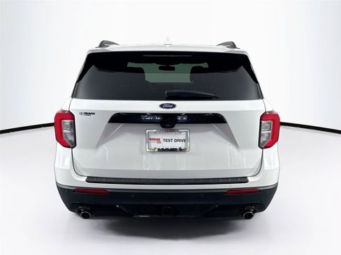 Used 2023 Ford Explorer ST-Line w/ Class IV Trailer Tow Package RWD image 11