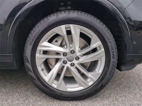 Used 2020 Audi Q7 3.0T Premium Plus w/ Premium Plus Package image 11