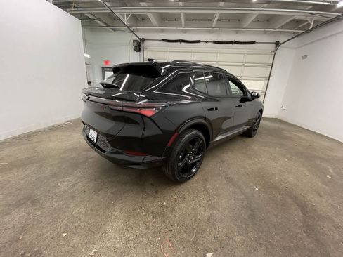 Used 2024 Chevrolet Equinox EV RS image 6