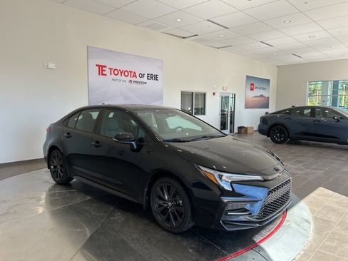 Certified 2024 Toyota Corolla SE image 1