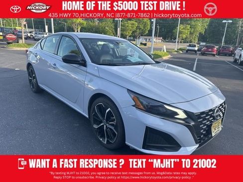 Used 2024 Nissan Altima 2.5 SR FWD image 1
