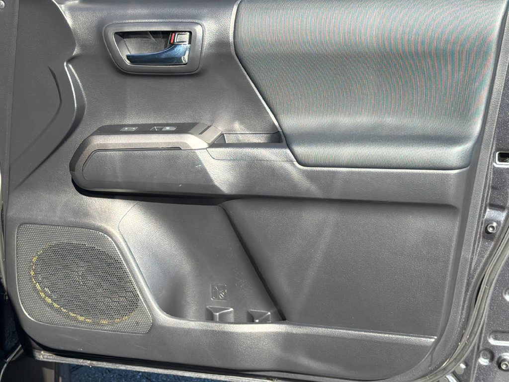 Used 2023 Toyota Tacoma TRD Sport RWD image 14