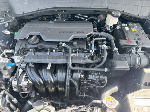 New 2027 Hyundai Kona SE FWD image 22