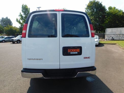 Used 2003 GMC Savana 1500 w/ Chrome Appearance Package image 22