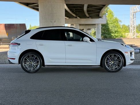 Used 2021 Porsche Macan Turbo AWD/4WD image 4