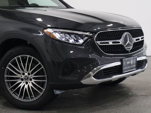 New 2026 Mercedes-Benz GLC 300 4MATIC image 3