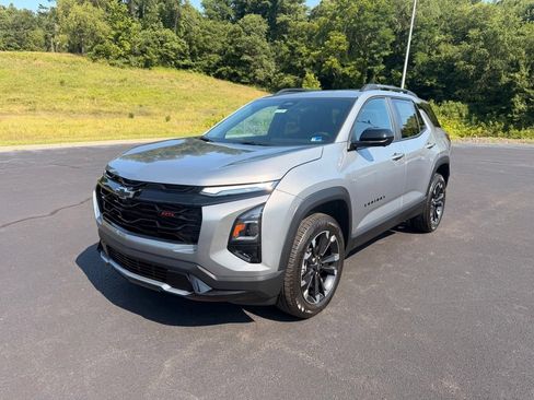 New 2027 Chevrolet Equinox RS w/ Safety and Technology Package AWD/4WD image 4