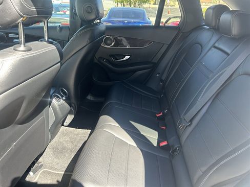 Used 2016 Mercedes-Benz GLC 300 4MATIC w/ Premium Package image 31