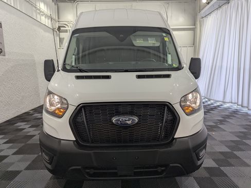Used 2025 Ford Transit 250 148 High Roof RWD image 4