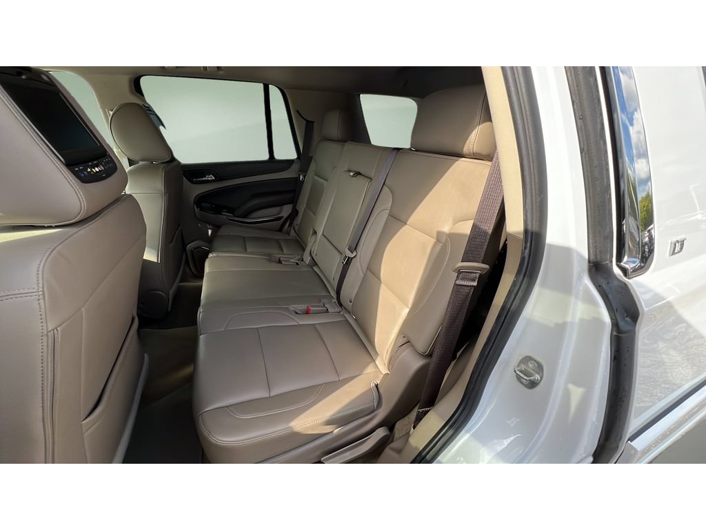 Used 2017 Chevrolet Tahoe LT w/ Luxury Package AWD/4WD image 28