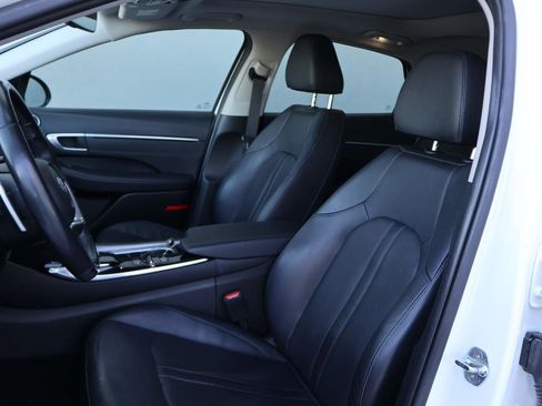 Used 2022 Hyundai Sonata Limited image 9