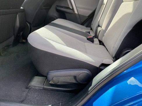 Used 2018 Toyota RAV4 XLE FWD image 28