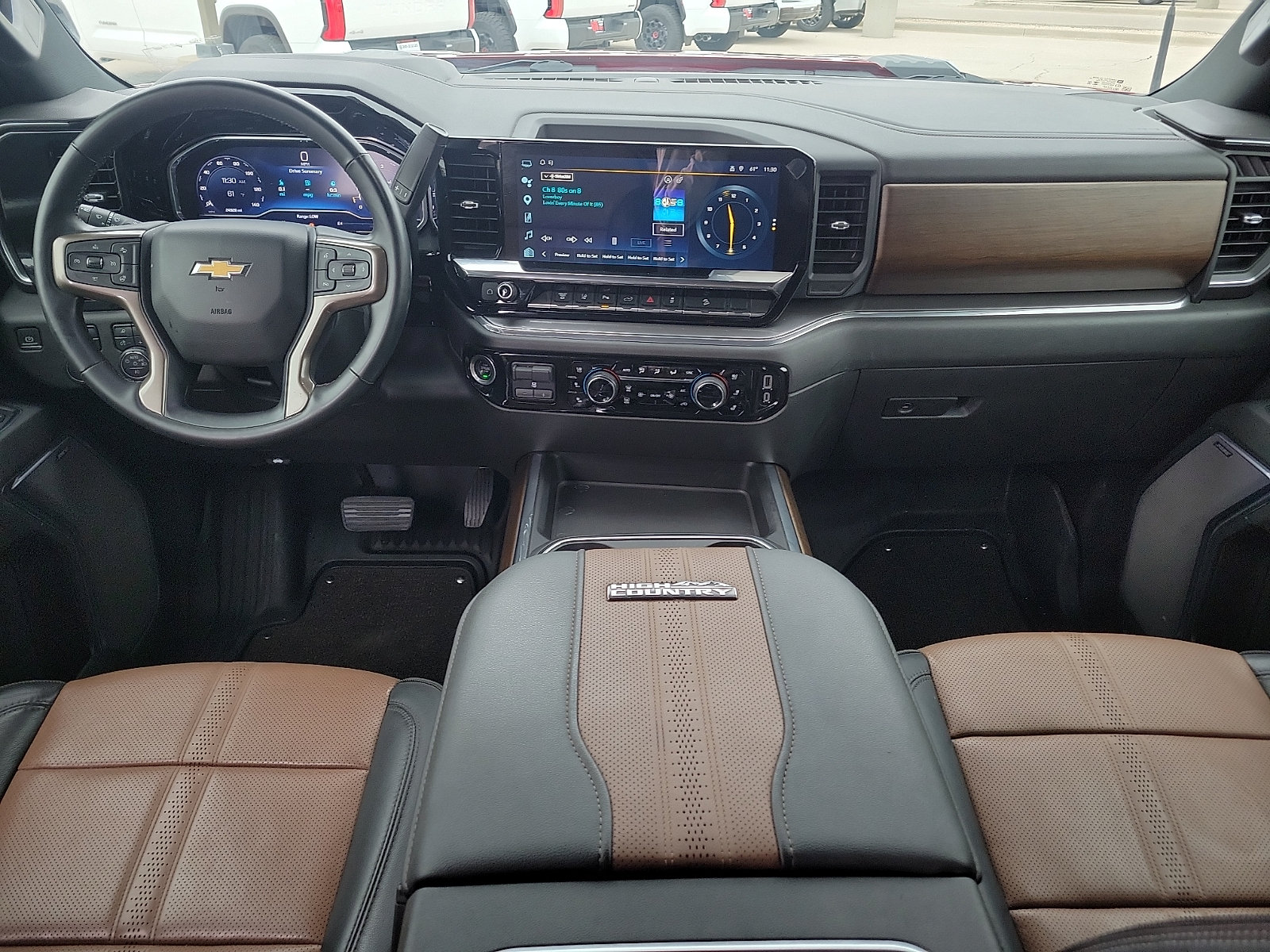 Used 2024 Chevrolet Silverado 3500 High Country w/ High Country Premium Package AWD/4WD image 9