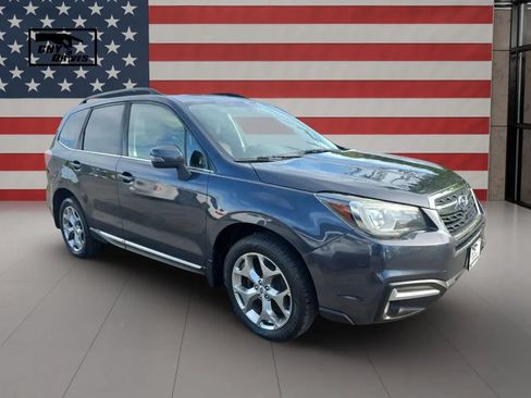 Used 2017 Subaru Forester 2.5i Touring AWD/4WD image 3