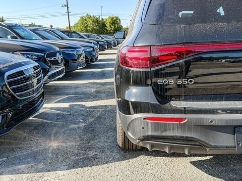 Used 2024 Mercedes-Benz EQB 350 4MATIC SUV image 7