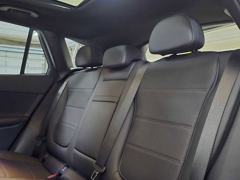 New 2026 Mercedes-Benz GLC 300 4MATIC image 17