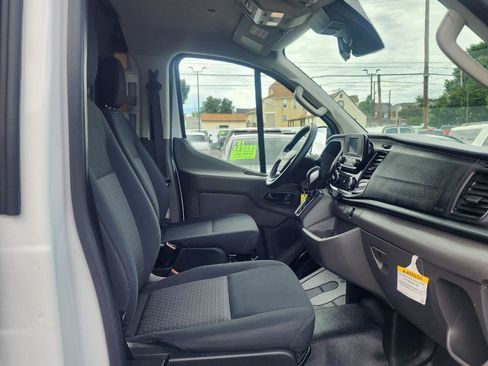 Used 2025 Ford Transit 250 Low Roof w/ Exterior Upgrade Package RWD image 12