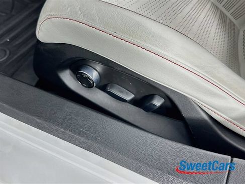 Used 2023 Chevrolet Corvette Z06 RWD image 44