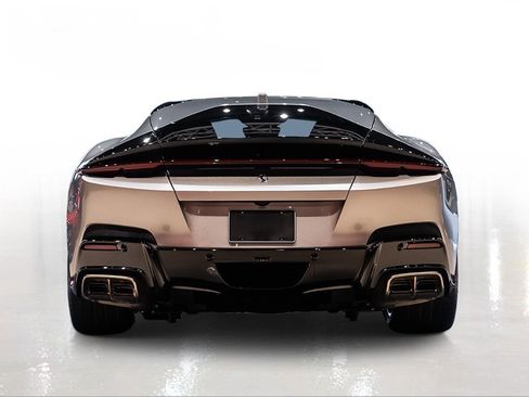 Used 2025 Ferrari 12Cilindri image 11