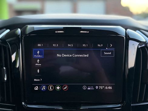 Used 2020 Chevrolet Traverse LT AWD/4WD image 27
