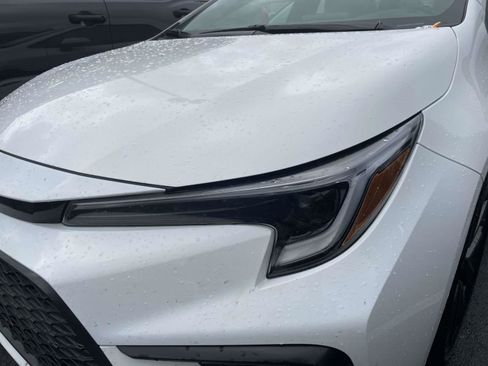Used 2025 Toyota Corolla SE FWD image 5