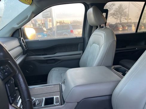 Used 2021 Ford Expedition Limited RWD image 10
