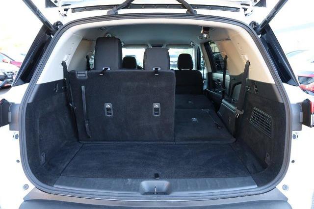 Certified 2025 Nissan Pathfinder SV AWD/4WD image 8