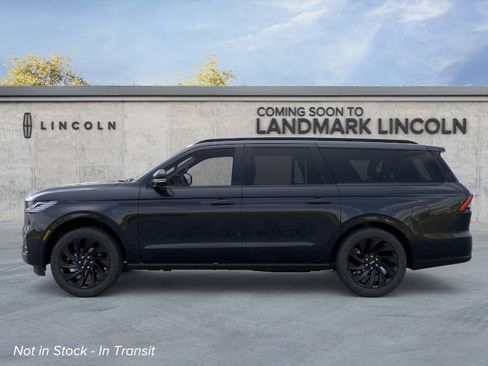 New 2026 Lincoln Navigator L Reserve w/ Jet Appearance Package image 3