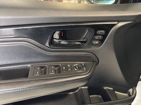 Used 2022 Honda Odyssey Elite image 42