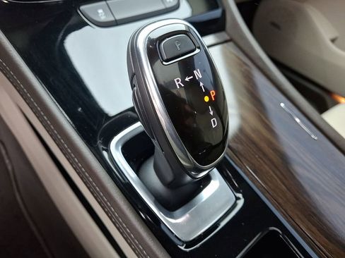 Certified 2019 Buick LaCrosse Essence w/ Sun and Shade Package image 15