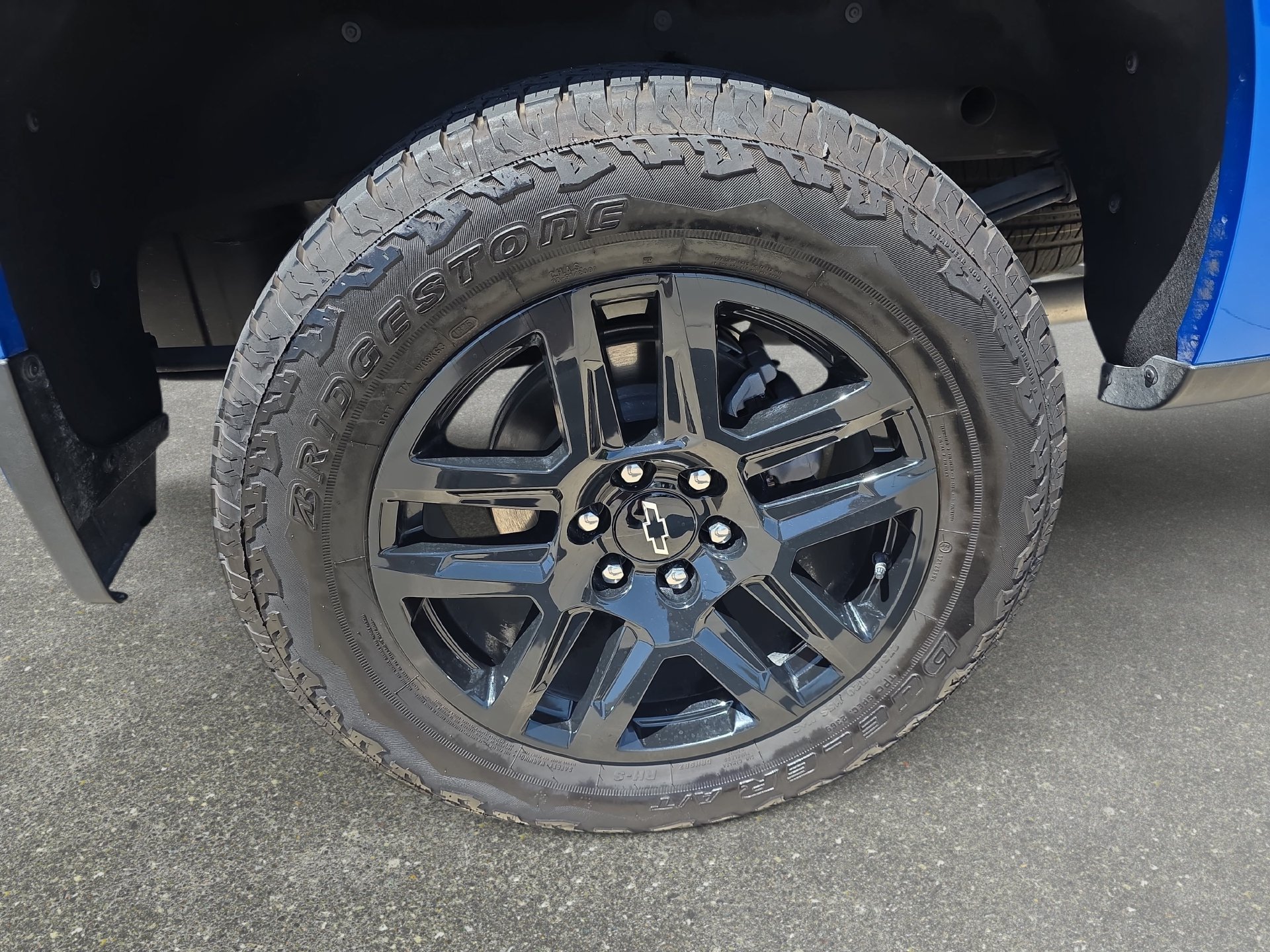 Used 2025 Chevrolet Silverado 1500 LT Trail Boss w/ Convenience Package II AWD/4WD image 30