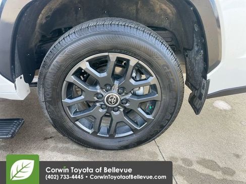 Used 2024 Toyota Sequoia Platinum image 25