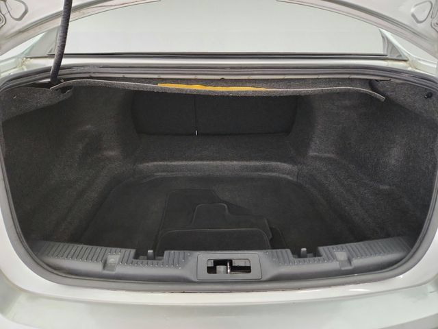 Used 2018 Ford Taurus SHO AWD/4WD image 28