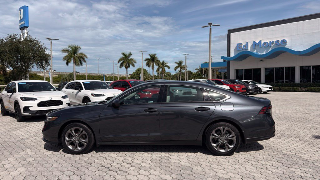 Certified 2024 Honda Accord EX image 3