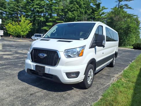Used 2022 Ford Transit 350 XLT RWD image 4