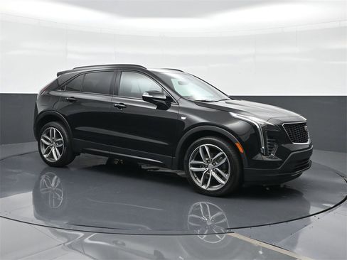 Certified 2023 Cadillac XT4 Sport image 2