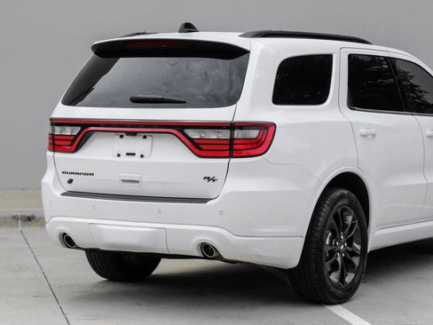 Used 2023 Dodge Durango R/T AWD/4WD image 10