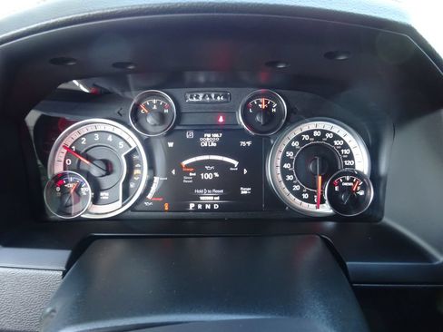 Used 2019 RAM 1500 Laramie w/ Convenience Group RWD image 26
