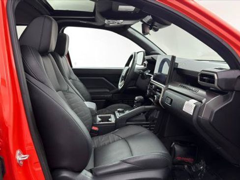 Used 2024 Toyota Tacoma TRD Sport w/ TRD Sport Premium Package RWD image 22