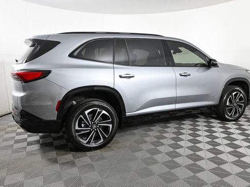 New 2025 Buick Enclave Sport Touring w/ Power Package image 28