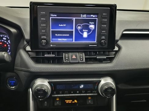 Certified 2022 Toyota RAV4 XLE Premium AWD/4WD image 29