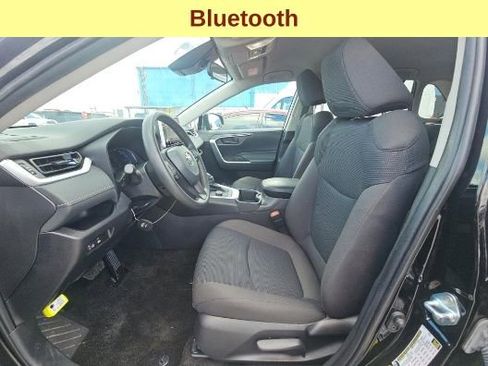 Used 2024 Toyota RAV4 LE image 10