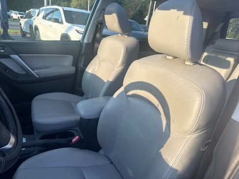 Used 2015 Subaru Forester 2.5i Limited AWD/4WD image 11