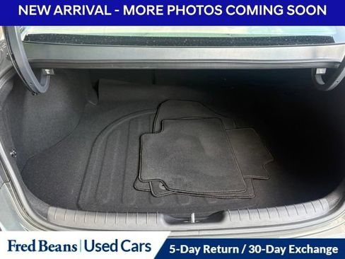Used 2025 Hyundai Elantra SEL FWD image 8